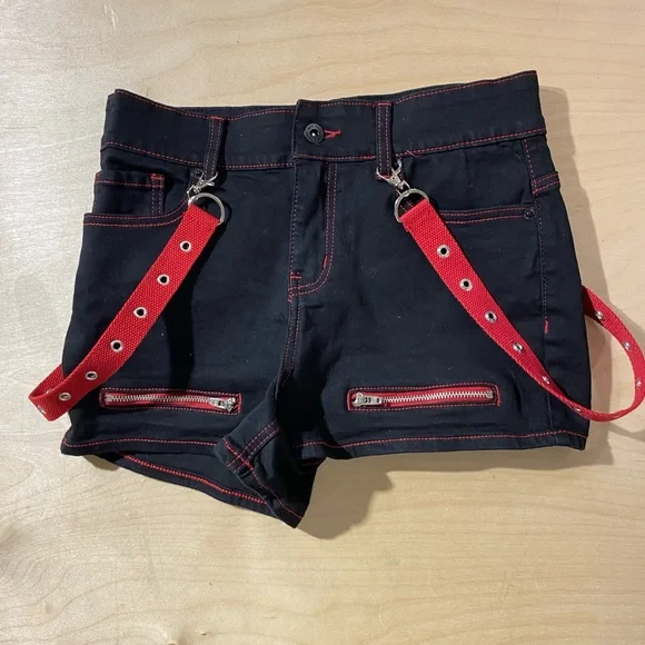 Hot Topic Black Shorts with Red Suspenders 7 (NP) - Picture 4 of 10